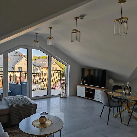 Lamar * 米兹多洛杰