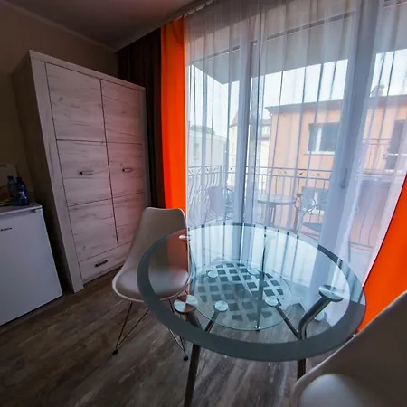 Lamar 米兹多洛杰