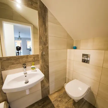 民宿 Lamar 米兹多洛杰